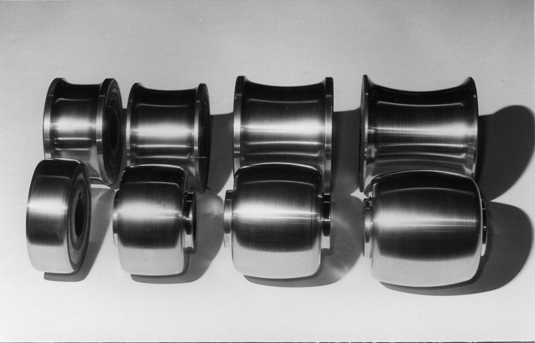 The tube forming rolls